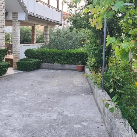 Tony Buric Apartment Supetarska Draga